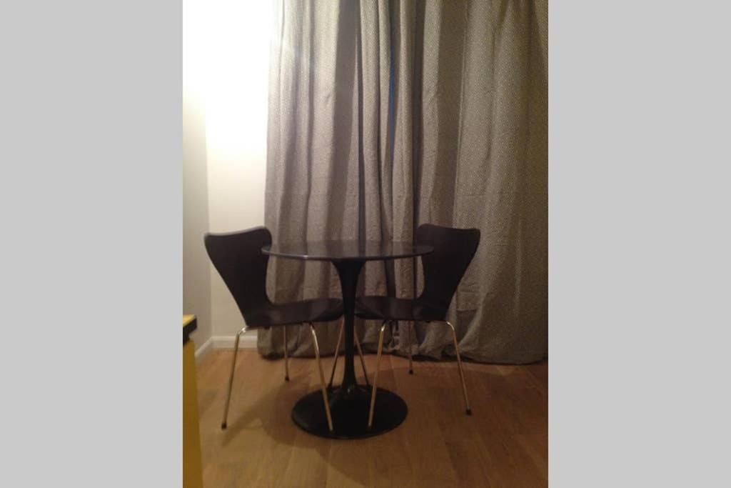 Charming Le Marais Retro Apartment ปารีส ภายนอก รูปภาพ