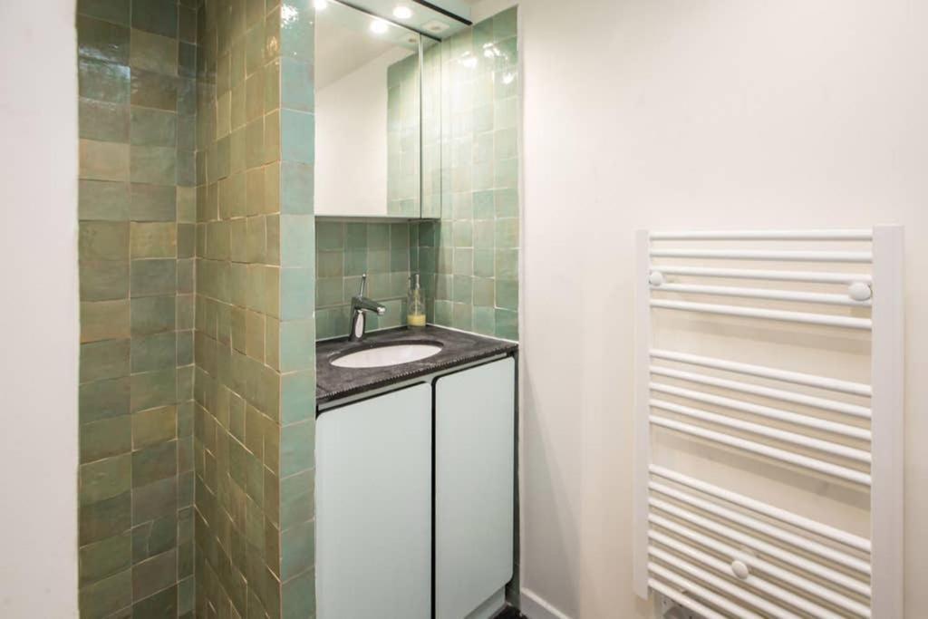 Charming Le Marais Retro Apartment ปารีส ภายนอก รูปภาพ