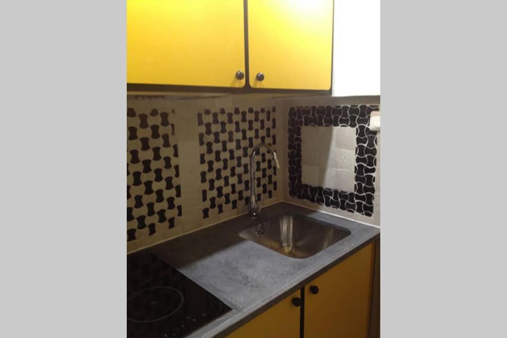 Charming Le Marais Retro Apartment ปารีส ภายนอก รูปภาพ